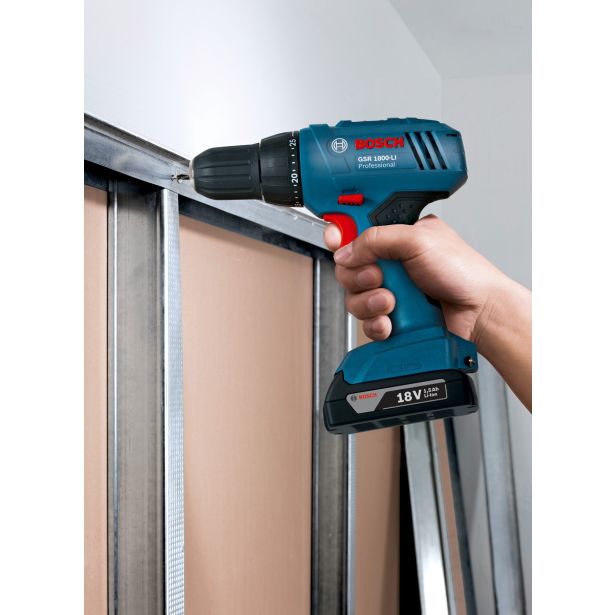 AKUMULATORSKI VRTALNIK BOSCH GSR 1800