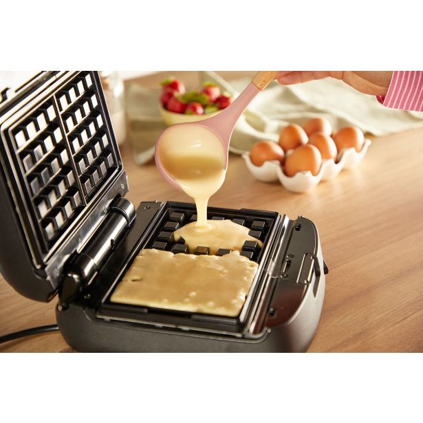 APARAT ZA VAFLJE TEFAL SW862BF0