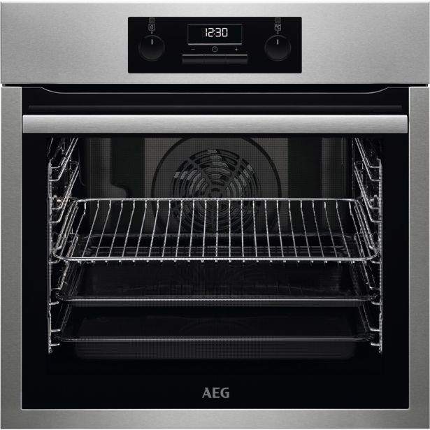 VGRADNA PEČICA BES331010M