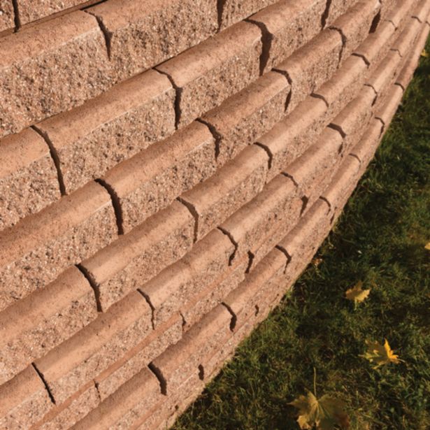 BETONSKI IZDELEK KOGRAD ŠKARPNIK CEPLJEN RJAV 25X25X12.5