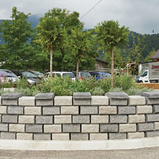 BETONSKI IZDELEK KOGRAD ŠKARPNIK CEPLJEN SIV 25X25X12.5