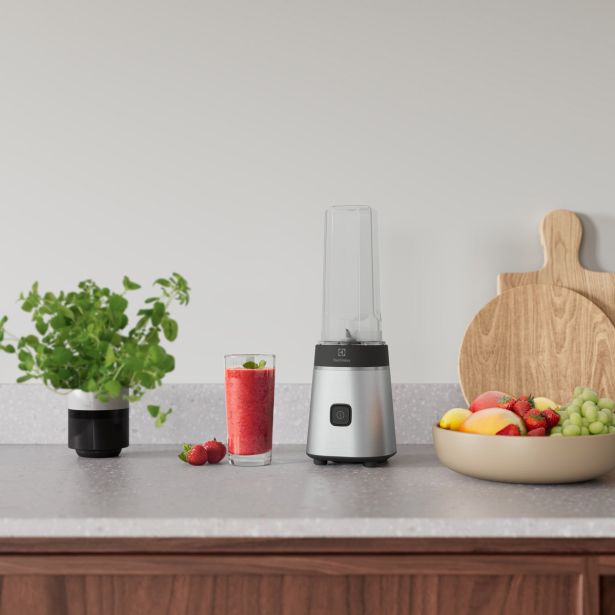 BLENDER ELECTROLUX E3SB1-4ST