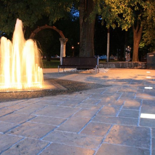 DODATEK ZA BETON SEMMELROCK BRADSTONE OLD TOWN OSNOVNI PAKET APNENČASTA