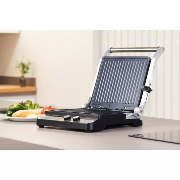 KONTAKTNI ŽAR BLACK & DECKER BXGR2000E