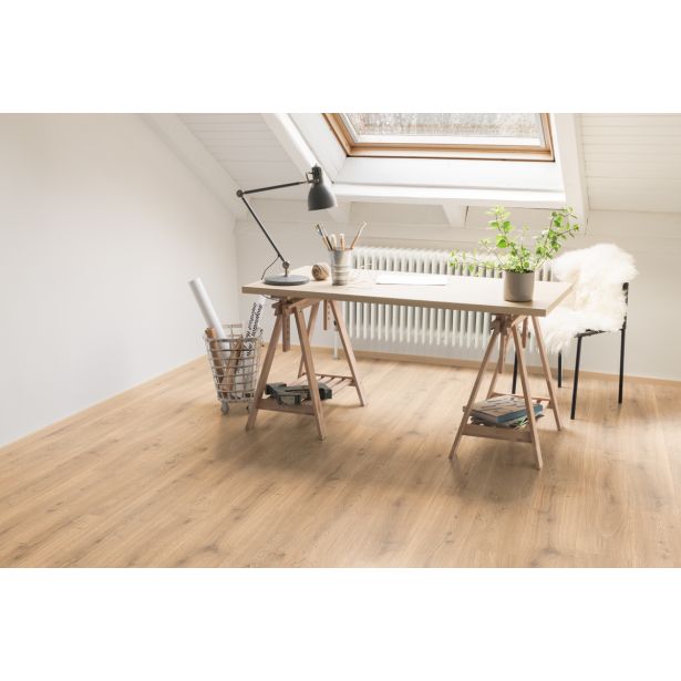 LAMINAT, 8MM, 33. RAZRED EGGER HOME CLASSIC BAKERSFIELD HRAST NATUR EHL173