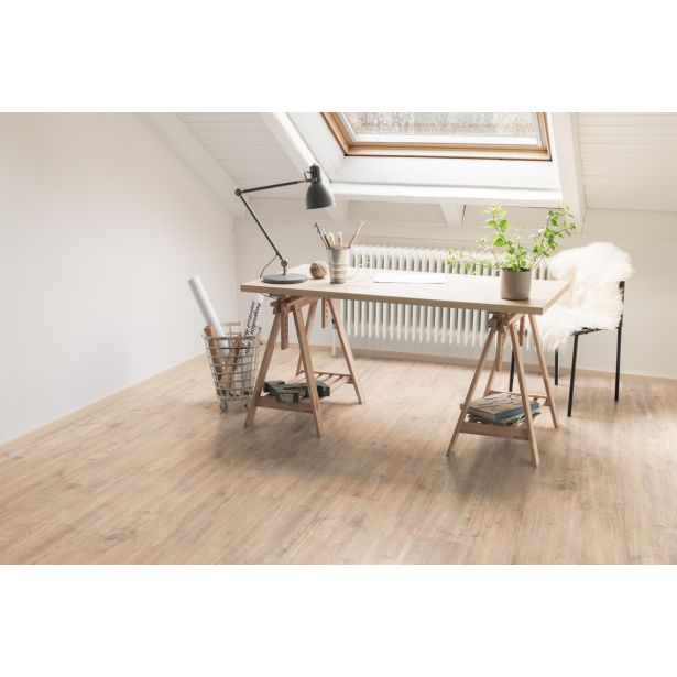 LAMINAT, 7MM, 31. RAZRED EGGER HOME CLASSIC WOODWORK HRAST EHL029