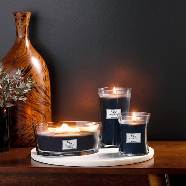 DIŠEČA SVEČA WOODWICK CLASSIC MEDIUM INDIGO SUEDE 1694647E