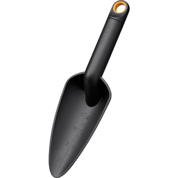 CVETLIČNO ORODJE FISKARS LOPATICA VRTNA SOLID 1071899