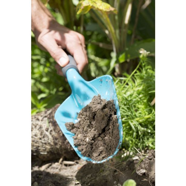 CVETLIČNO ORODJE GARDENA CLASSIC LOPATICA ZA ROŽE VELIKA 12 CM