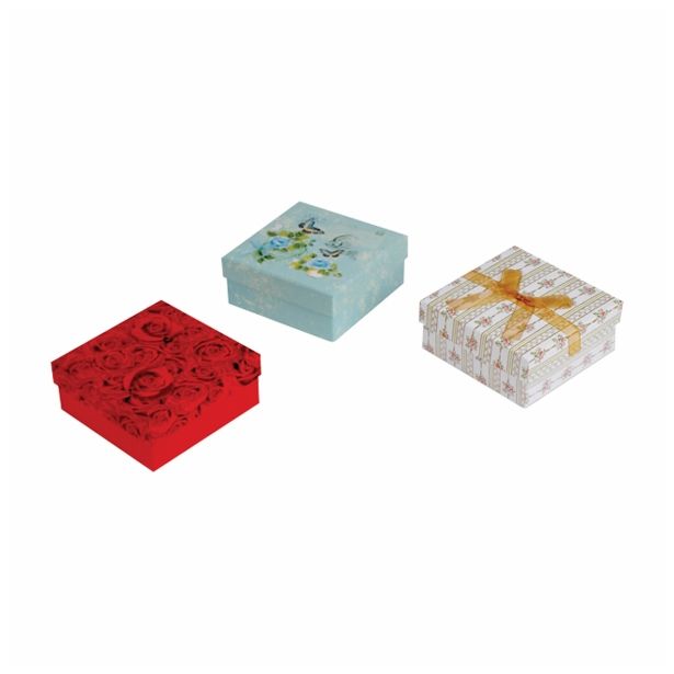 DARILNA ŠKATLA ŠTIRIKOTNA 16.5 X 16. 5 X 8 CM