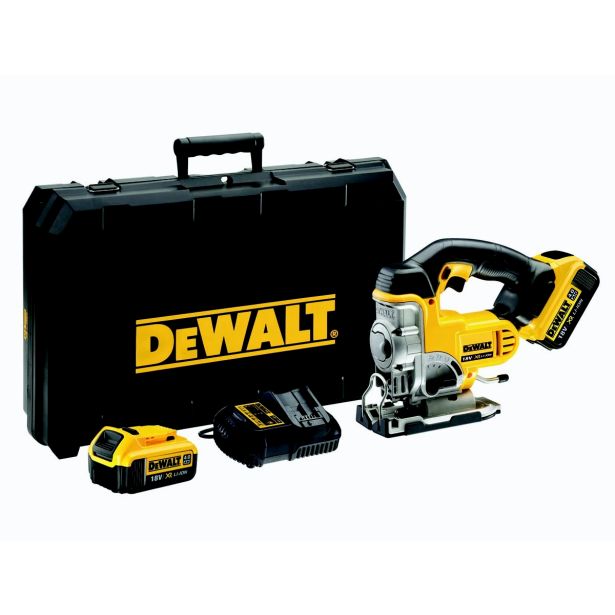 AKUMULATORSKI VBODNA ŽAGA DEWALT DCS331M2