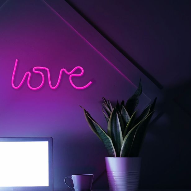 DEKORAT. STENSKA SVETILKA FOREVER NEON LED LOVE