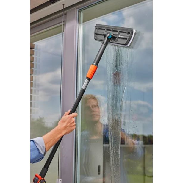 DEL ZA PRANJE GARDENA ČISTILNIK ZA OKNA CLEANSYSTEM