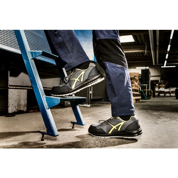 NIZKI DELOVNI ČEVLJI ALBATROS DRIFTER GREEN LOW S1P SRC ŠT. 42