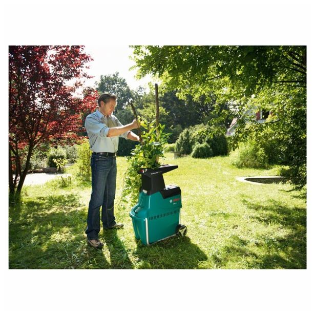 DROBILNIK ZA VEJE BOSCH AXT 25 TC EU