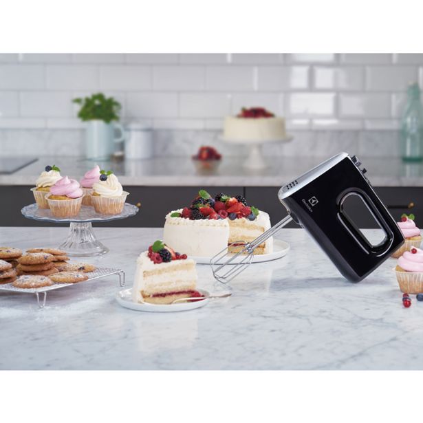 ROČNI MEŠALNIK ELECTROLUX EHM3310