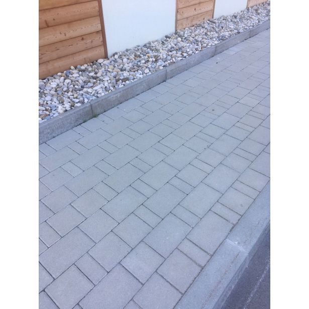 BETONSKI TLAKOVEC ZOBEC FORMA SIVA