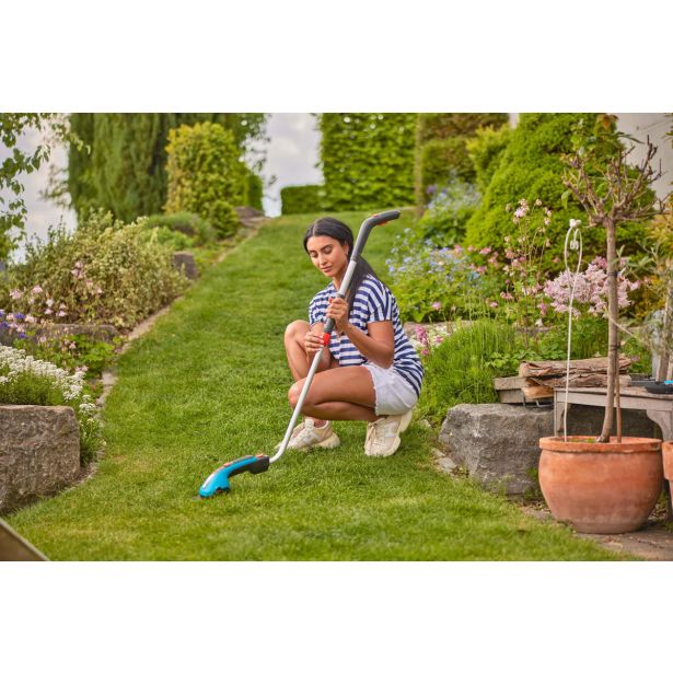 GARDENA SET CLASSICCUT LI + DRŽALO + KOLESA