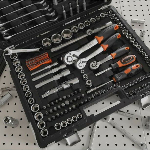GARNITURA ORODJA VONHAUS SET ORODJA 215-DELNA