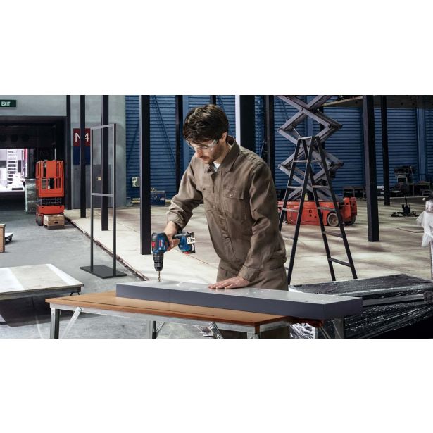 AKUMUL. UDARNI VRTALNIK BOSCH PROFESSIONAL GSB 18V-50