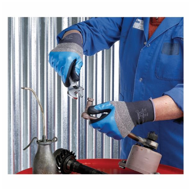 GUMENE ROKAVICE 376 ŠT. L/8 PENASTI NITRILNI PREMAZ