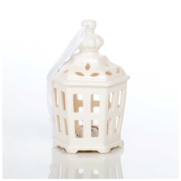 OKRASEK ZA JELKO GLOSSTYLE HIŠICA 11 CM BELE BARVE Z LED LUČKO