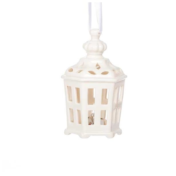 OKRASEK ZA JELKO GLOSSTYLE HIŠICA 11 CM BELE BARVE Z LED LUČKO