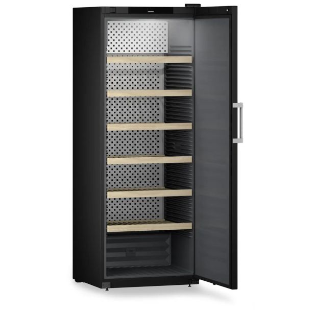 HLADILNA VITRINA LIEBHERR WSBLI 7731