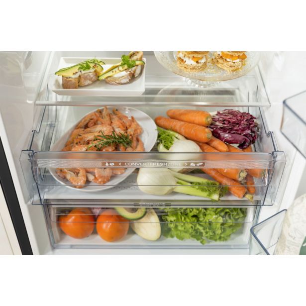 HLADILNIK IN ZAMRZOVALNIK GORENJE ONRK619DBK-L