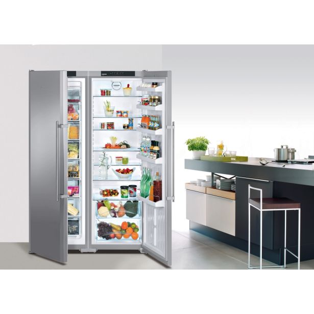 HLADILNIK IN ZAMRZOVALNIK LIEBHERR SBSESF 7212