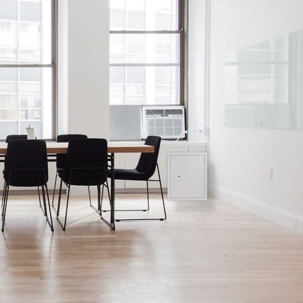 POHIŠTVENI TREZOR ROTTNER HOMESTAR B500 OGNJEVARNI ODPIRANJE NA KLJUČ