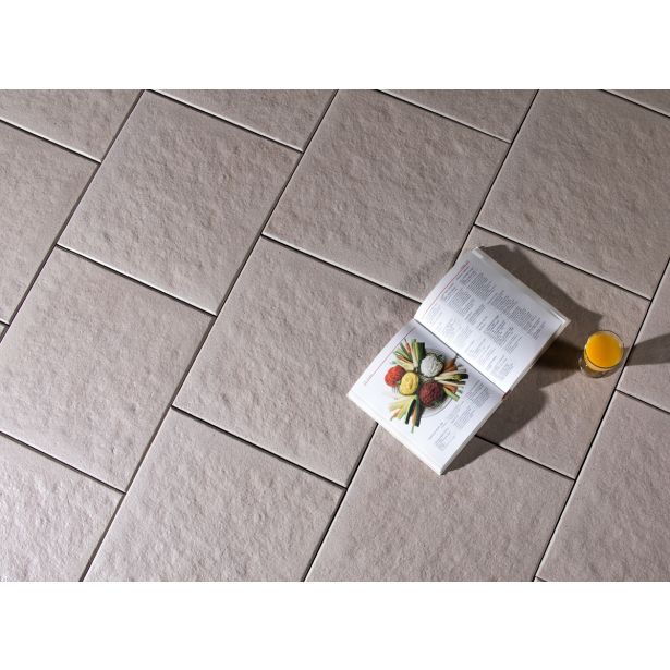 BETONSKA PLOŠČA ZOBEC INDIGO PEŠČENA 40X40X3.8 CM