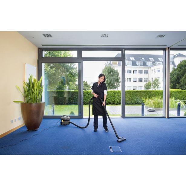 INDUSTRIJSKI SESALNIK ZA SUHO SESANJE KARCHER PROFESSIONAL T 7/1 CLASSIC