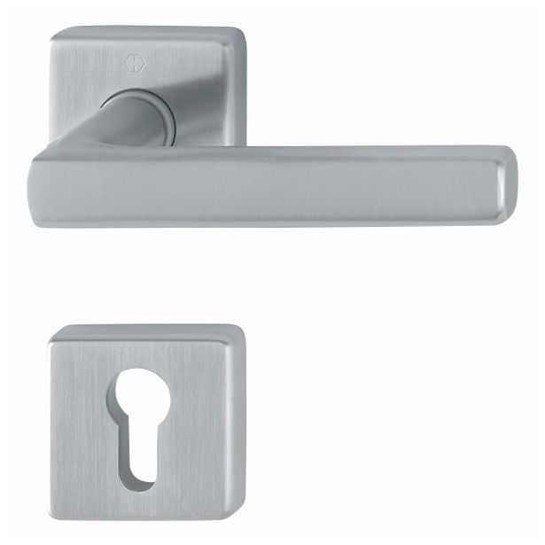 INOX KLJUKA ZA VRATA HOPPE DALLAS Z ROZETO CILINDER F69