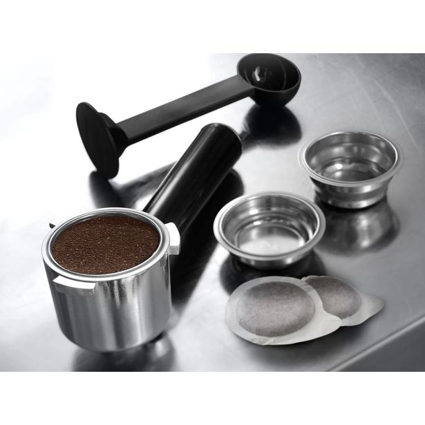 KAVNI ESPRESSO APARAT DELONGHI EC 685 R DEDICA STYLE