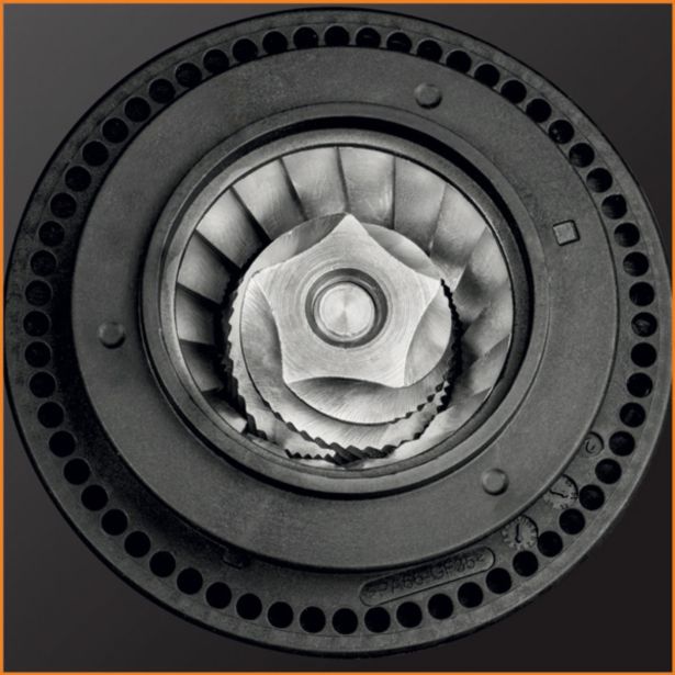 KAVNI ESPRESSO AVTOMAT KRUPS EA 810 B70 ESPRESSERIA