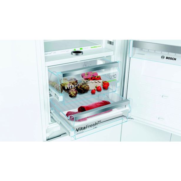 HLADILNIK IN ZAMRZOVALNIK BOSCH KIF86PF30
