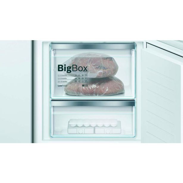 HLADILNIK IN ZAMRZOVALNIK BOSCH KIF 87PF30