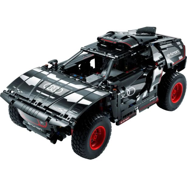 KOCKE LEGO AUDI RS Q E-TRON
