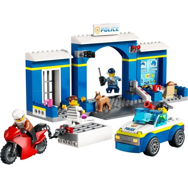 KOCKE LEGO CITY LOV PRI POL. POSTAJI 60370