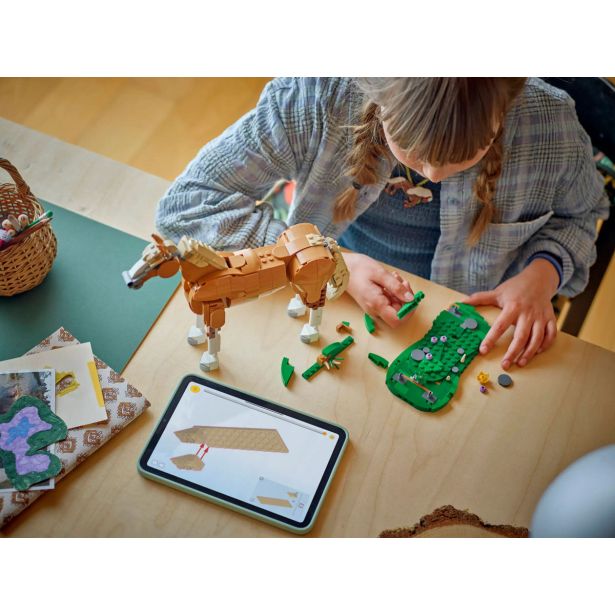KOCKE LEGO CREATOR 31166 ČUDOVIT KONJ