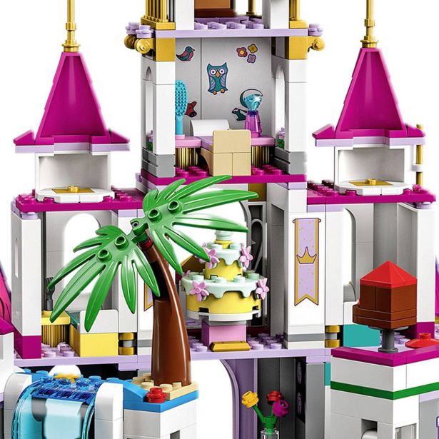 KOCKE LEGO DISNEY PRINCESS NAJBOLJŠI PUSTOLOVSKI GRAD 43205