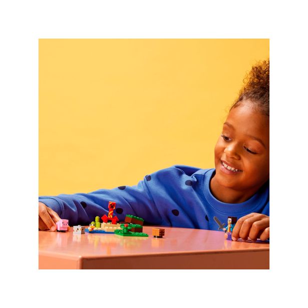 KOCKE LEGO MINECRAFT CREEPERJEVA ZASEDA 21177