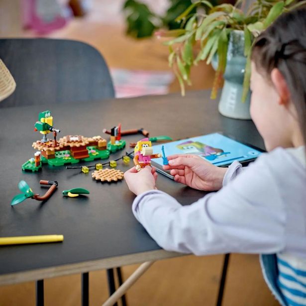 KOCKE LEGO RAZŠIRITVENI KOMPLET DIXIE KONGOV DŽUNGEL JAM