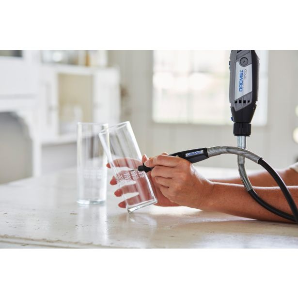 KOMPLET ZA GRAVIRANJE STEKLA DREMEL 682