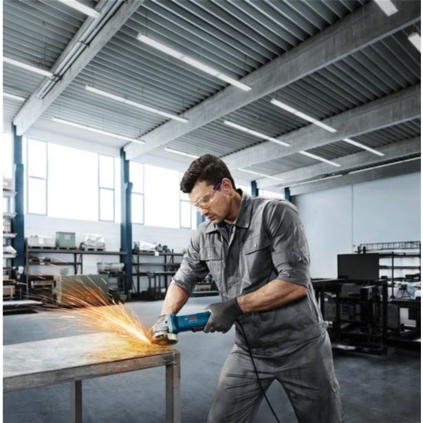 KOTNI BRUSILNIK BOSCH GWS 9-115 P