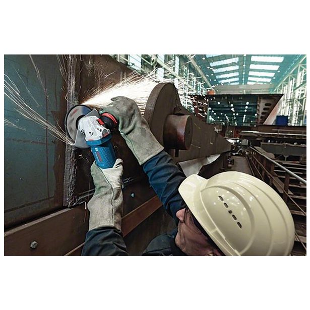 KOTNI BRUSILNIK BOSCH GWS 15-125 CIEPX