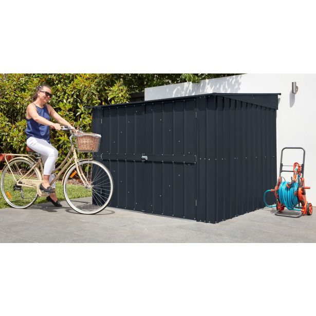 KOVINSKA VRTNA HIŠKA GLOBEL FAMILY - ZA 4 KOLESA Š203 X G189 X V166 CM