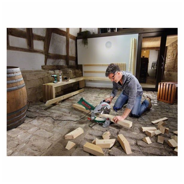 KROŽNA NAMIZNA ŽAGA BOSCH PCM 8