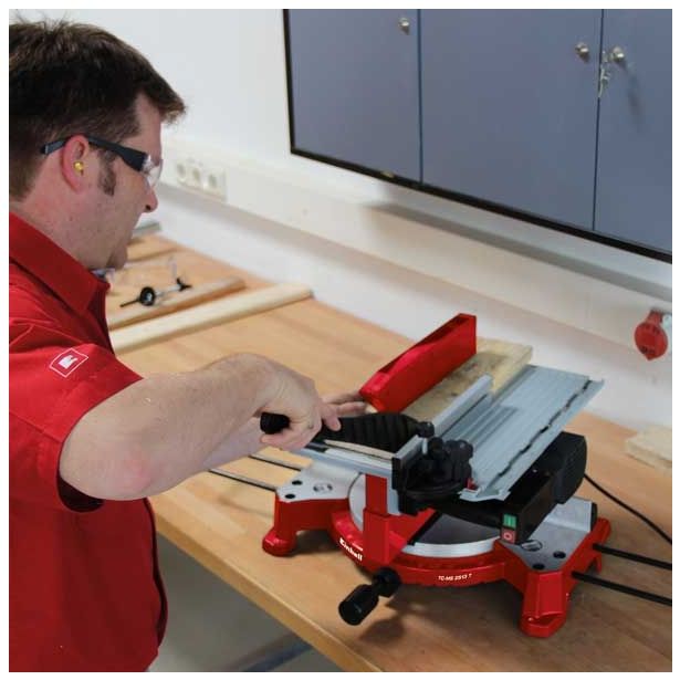 KROŽNA NAMIZNA ŽAGA EINHELL TC-MS 2513 T